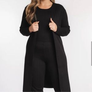 Silk and Salt Staycation Sweat Set Black Size XS